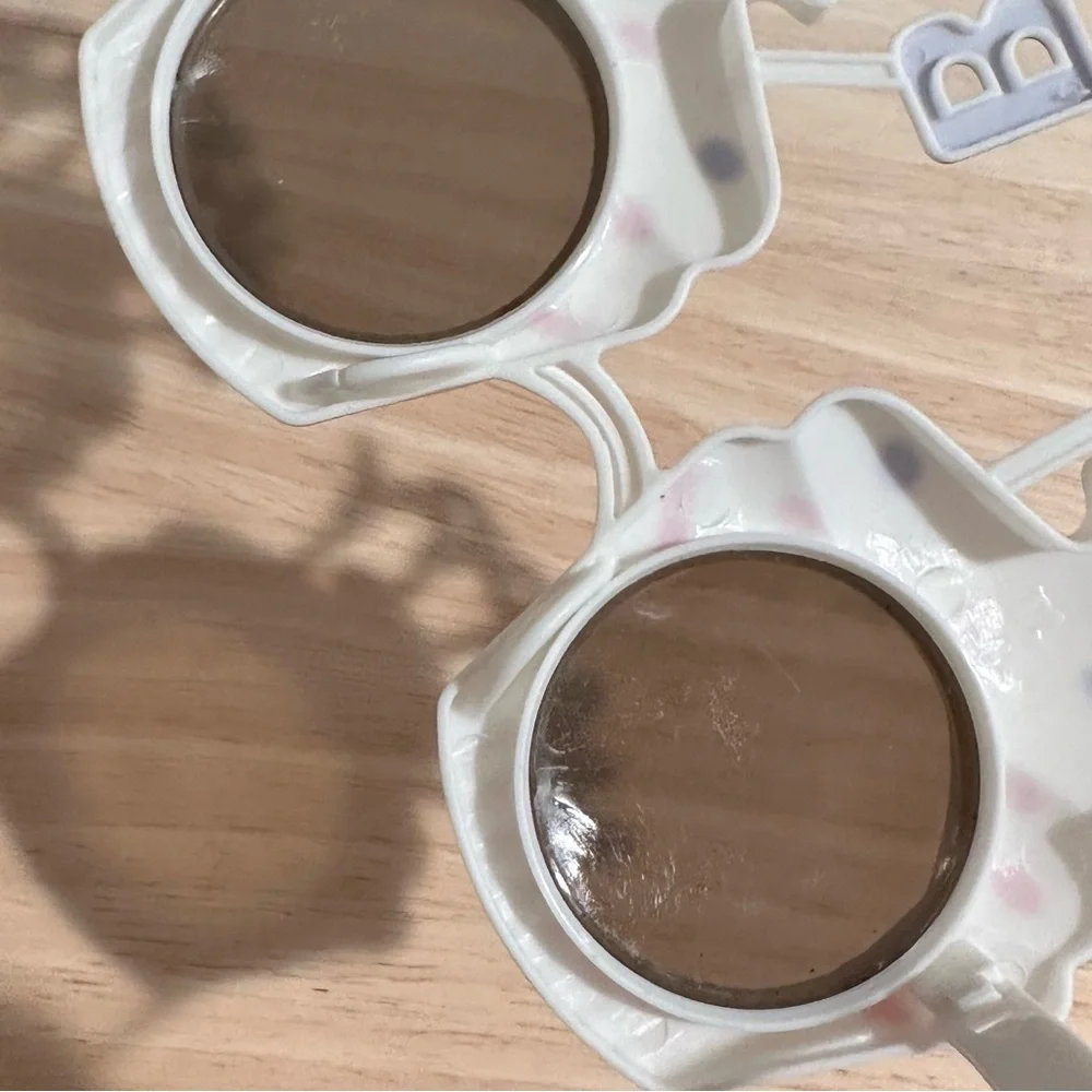 White Happy Birthday Cupcake Novelty Glasses